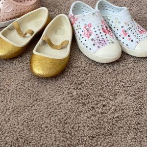 Lot of size 6 native shoes